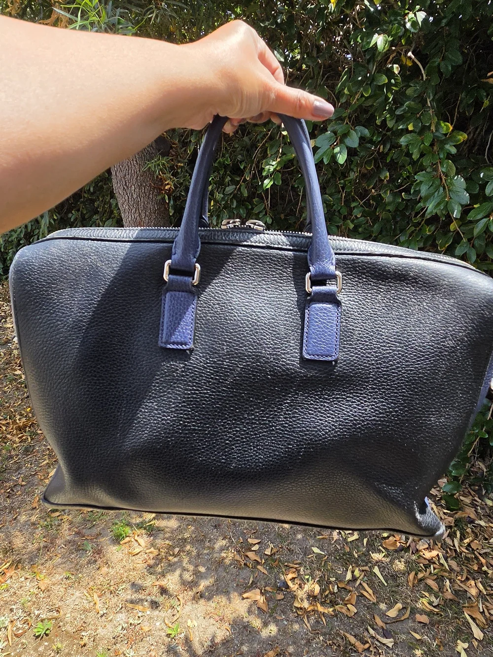 Authentic GUCCI cosmopolis Duffle Bag